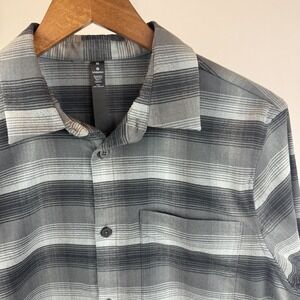 Lululemon Mens Long Sleeve Button Up Shirt Medium Gray